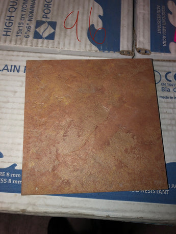 Rosso Rett (168 sqft)